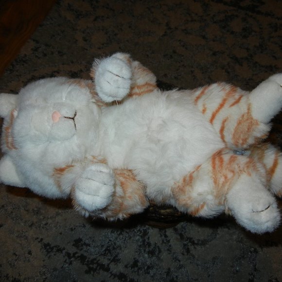 OSHKO Rare Lying Sleeping Tabby Cat Stuff Animal Plush - Picture 2 of 7